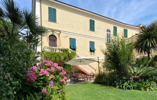 Historische Villa-Garten-Privatparkplatz-6 Gäste