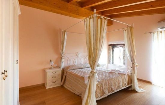 Wohnung mit Jacuzzi und Terrasse