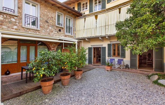 Wohnung mit Terrasse