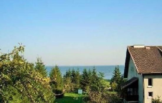 Zimmer mit Bad für 2 Personen und Gartenblick