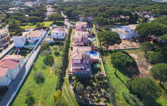 8 Schlafzimmer Villa, Pool, BBq, Strand