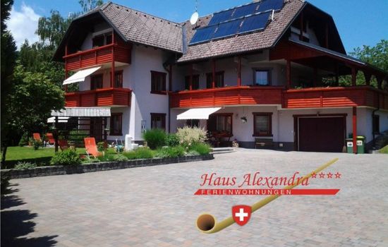 Studio-Appartement mit Balkon