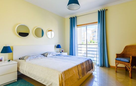 "Blue" mit Infinity Pool