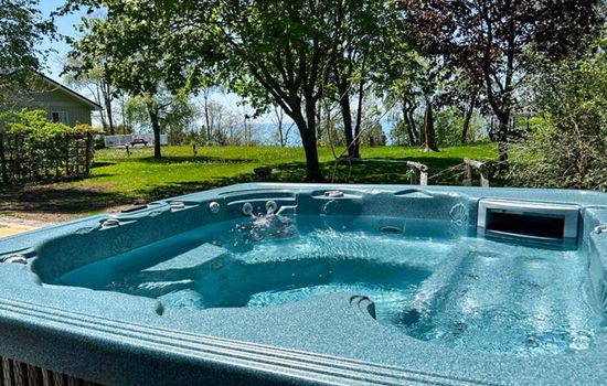 Newly Added hot tub!