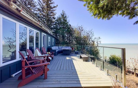 Amazing Lake Huron views!