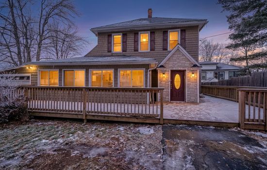 Spacious Swan Lake Group Getaway | Sleeps 18 | Fireplace • Fire Pit • Lake Views