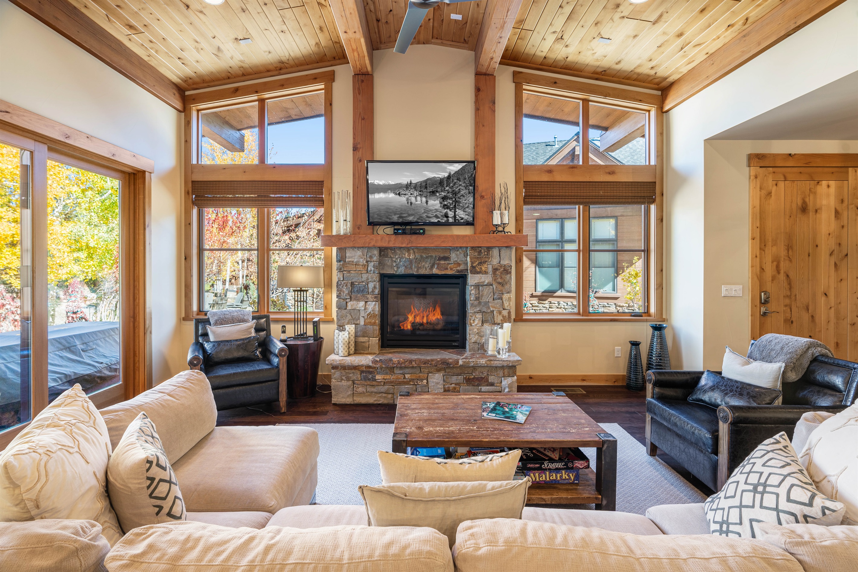 Modern Townhome Close to Northstar Ski Resort