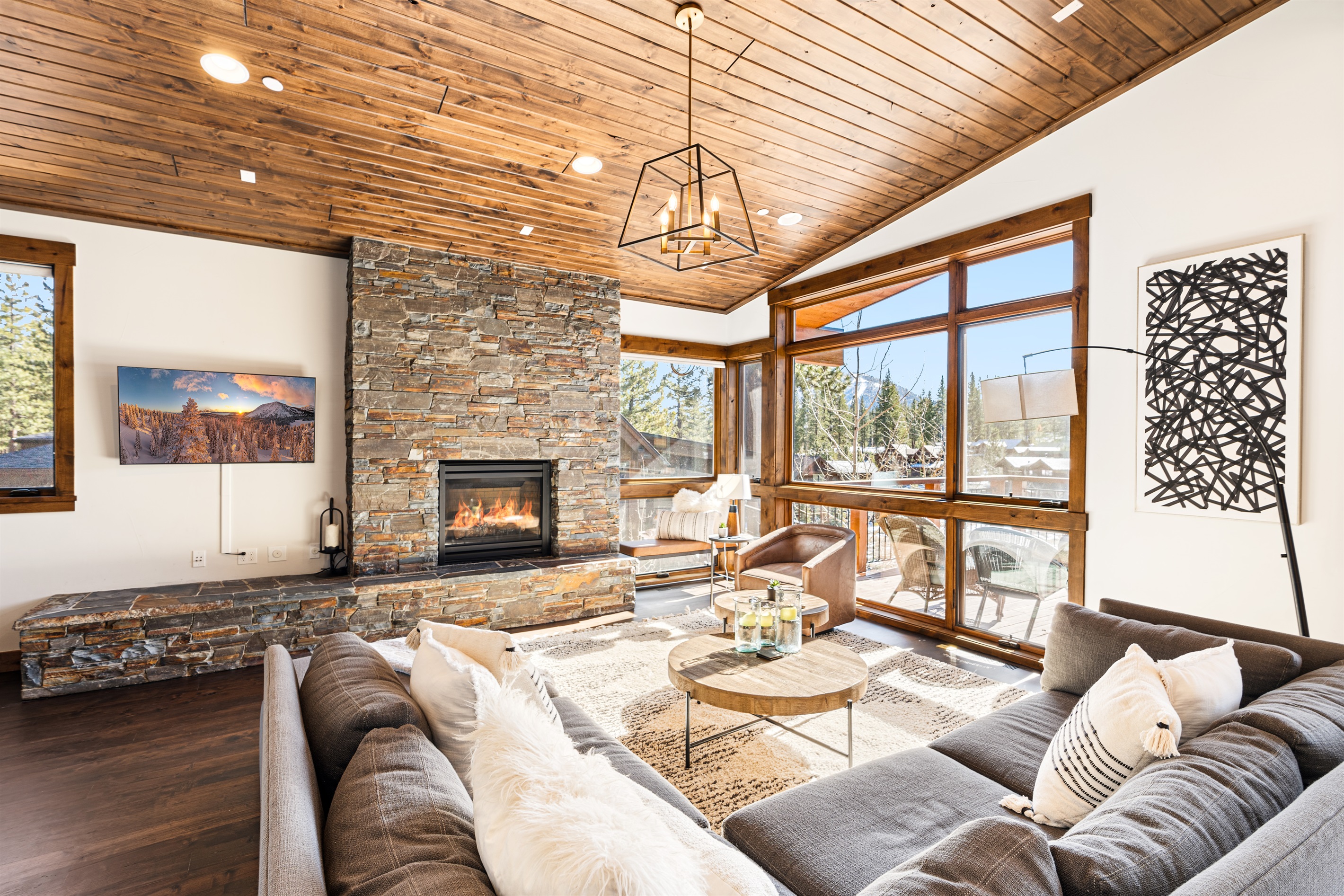 Private Hot Tub & Golf Course Views | Media Room