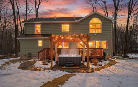 Welcome to Cedar Grove | Arrowhead Lake | Serhii Vacation Rentals 