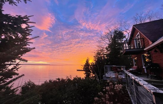 The cabin sits in the very tip of the thumb of WI in Northern Door with the most amazing sunrises with views of four islands.