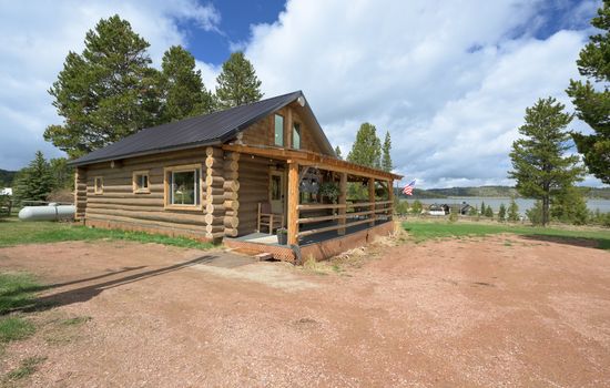 Log Cabin with Lake Views