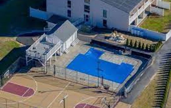 Pool & Basketball Court