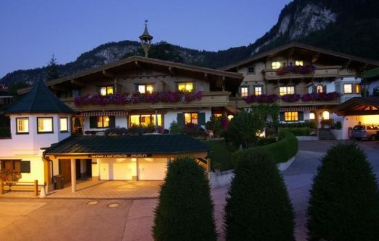 in ruhiger Lage nahe am See