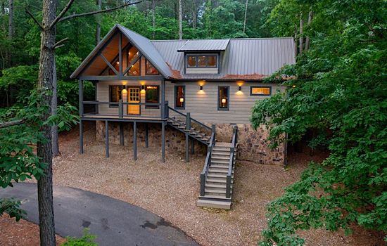 Rustic cabin secluded in the forest