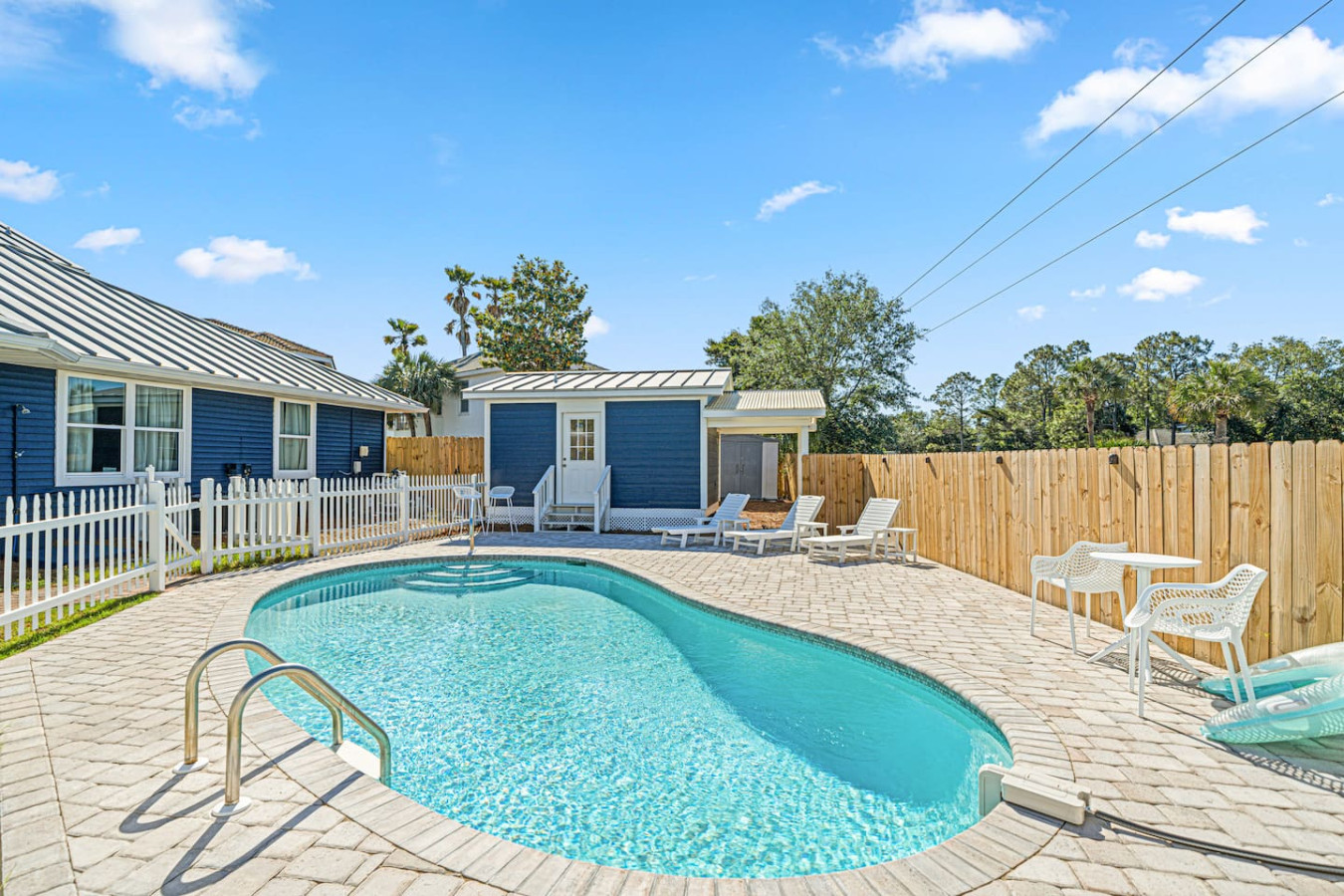 Curated visual reference: Visual Reference: Beachfront 5 Bedroom Renovated House With Private