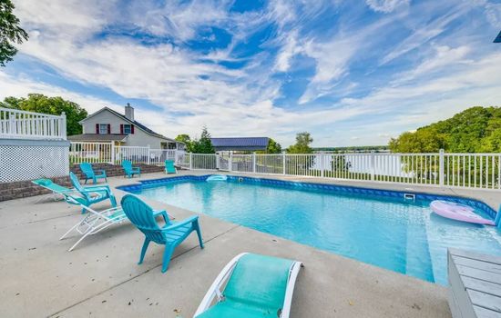 82402623 10b5 48df ad2d 8ab5377774f1