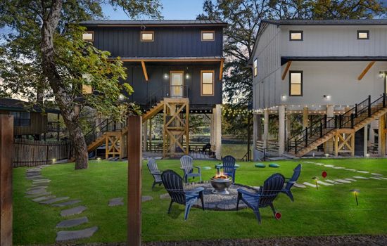 Schwarz & Weiß | Luxury Riverfront Compound