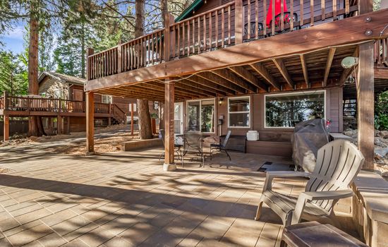 Welcome to Lake Almanor Cabin 6- lower half.