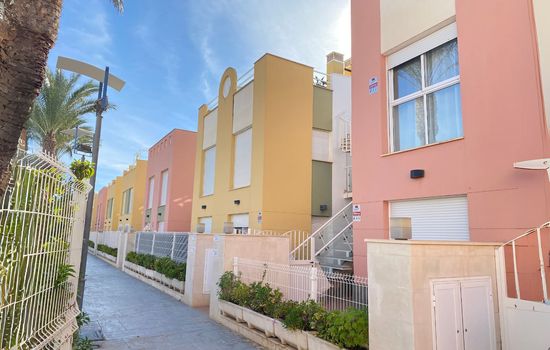 483e2f08 8ddb 4551 b037 4c8ab7852fde