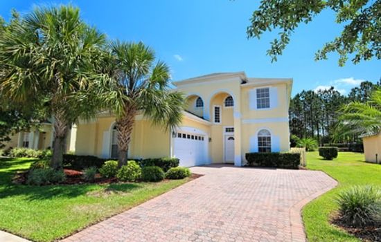 Beautiful Villa with Private Pool, Close to Disney