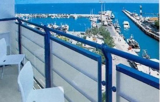 Zwei-Zimmer-Wohnung mit Panoramablick