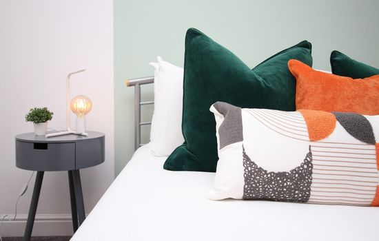 5 Bedroom Home - Sleeps 7 - Newport City Centre