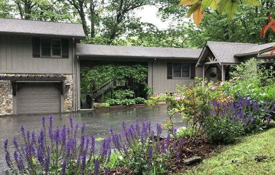 Backyard Waterfalls Hot Tub and SKI 5 mi