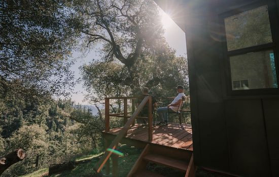 Off-Grid Tiny Home: Pacific Views & Serenity