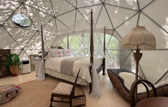 Cozy Off-Grid Dome Retreat in the Woods