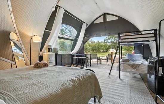 Glamping in Nature Near Mt. Rushmore