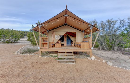 Your glamping experience awaits!