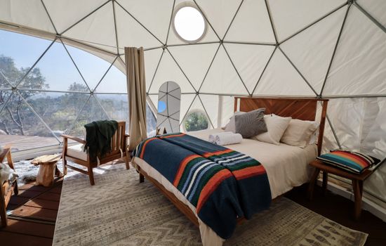 Cozy Dome Hideaway with Sweeping Sunrise View