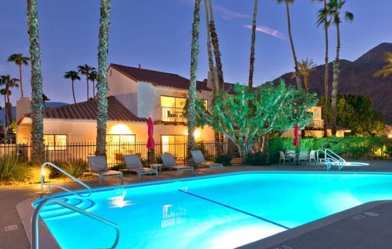 5 min Walk to Indian Wells Tennis Shuttle!