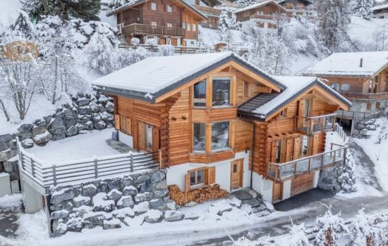 Chalet Enchanteur sauna, Whirlpool, 13pax