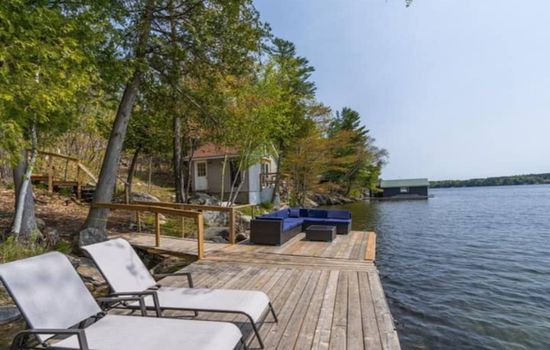 Lake Joseph: Firepit, Kayak, SUP, Dock & BBQ