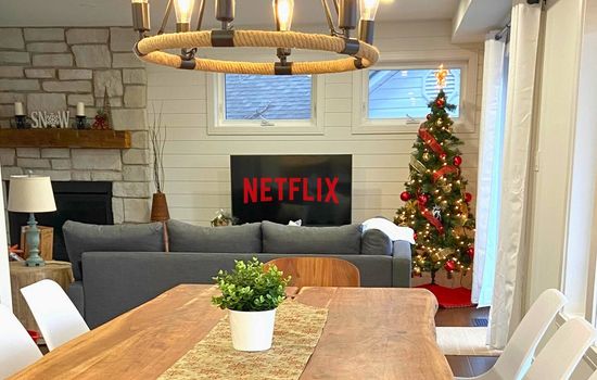 Starlink, Pool Table, Firepit, Muskoka Waterfront