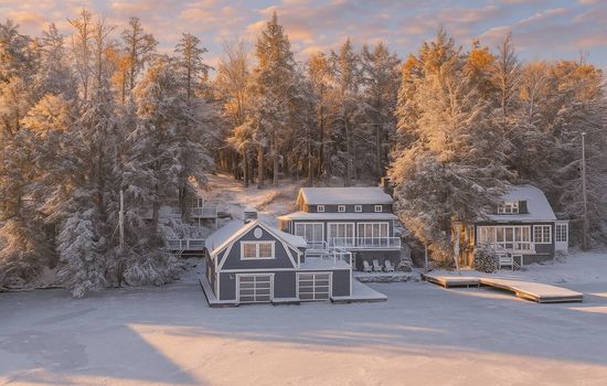 Lake Muskoka Waterfront, Private, Close to Town