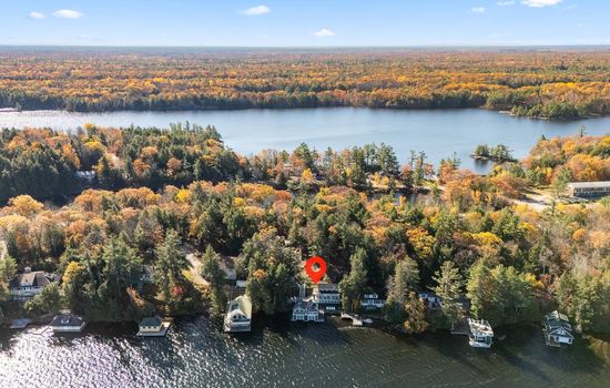 Lake Muskoka Waterfront, Private, Close to Town