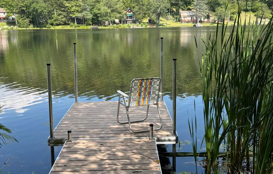 Cozy Lake House in Charming Roscoe: Your 3 bedroom getaway
