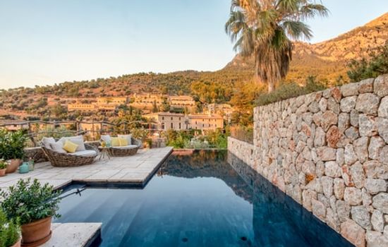 Mallorca Villa with Private Pool, Villa 1009