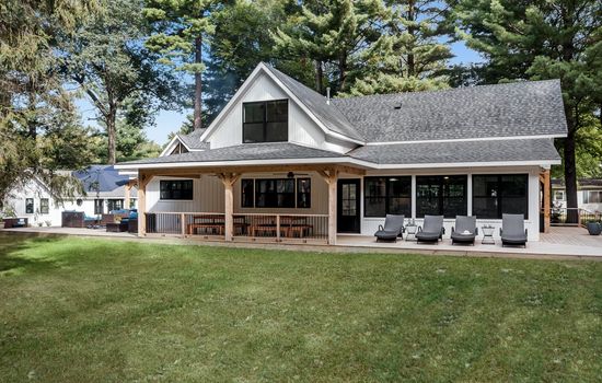 Peaceful lakefront setting just 15 minutes from South Haven