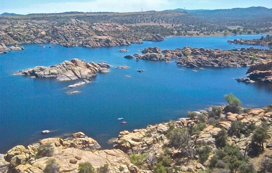 Flume Canyon has multiple loop options with great views of Watson lake, canyons and the lushest part of Prescott, Granite Creek below the dam.