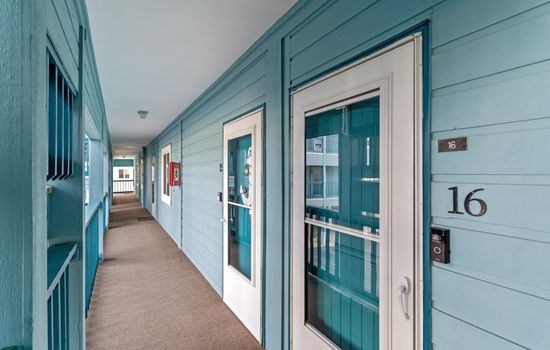 1 web or mls BTS09154