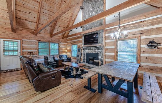 Open floorplan with wonderful Cabin Design.