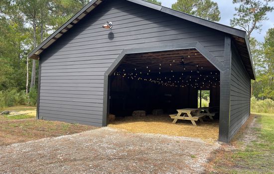 Grandma's Farm on 6 acres with Barn and River Access