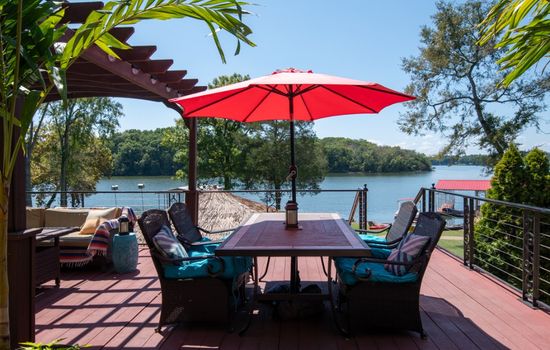 Lake Front Home/25 min from Nashville/Sleeps 12