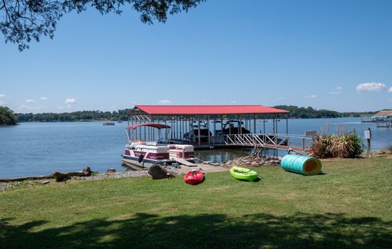 Lake Front Near Nash - O/D Kitchen - Free Pontoon