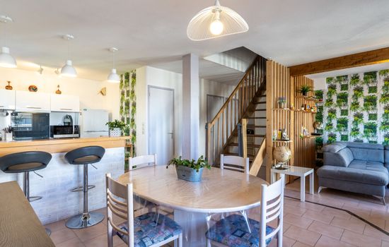Kitchen / Dining Room