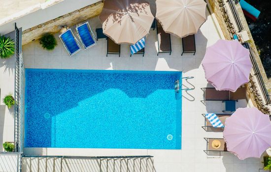 Villa Frankola mit Pool - Apt. Sonnenuntergang