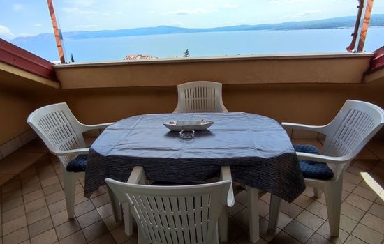 in Crikvenica mit Schöner Terrasse